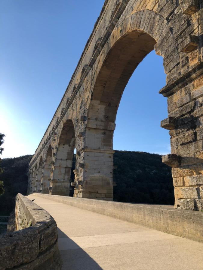Studio Havre De Paix Au Pont Du Gard Piscine Et Jacuzzi Chez Valerie Payre Вер-Пон-дю-Гар Экстерьер фото